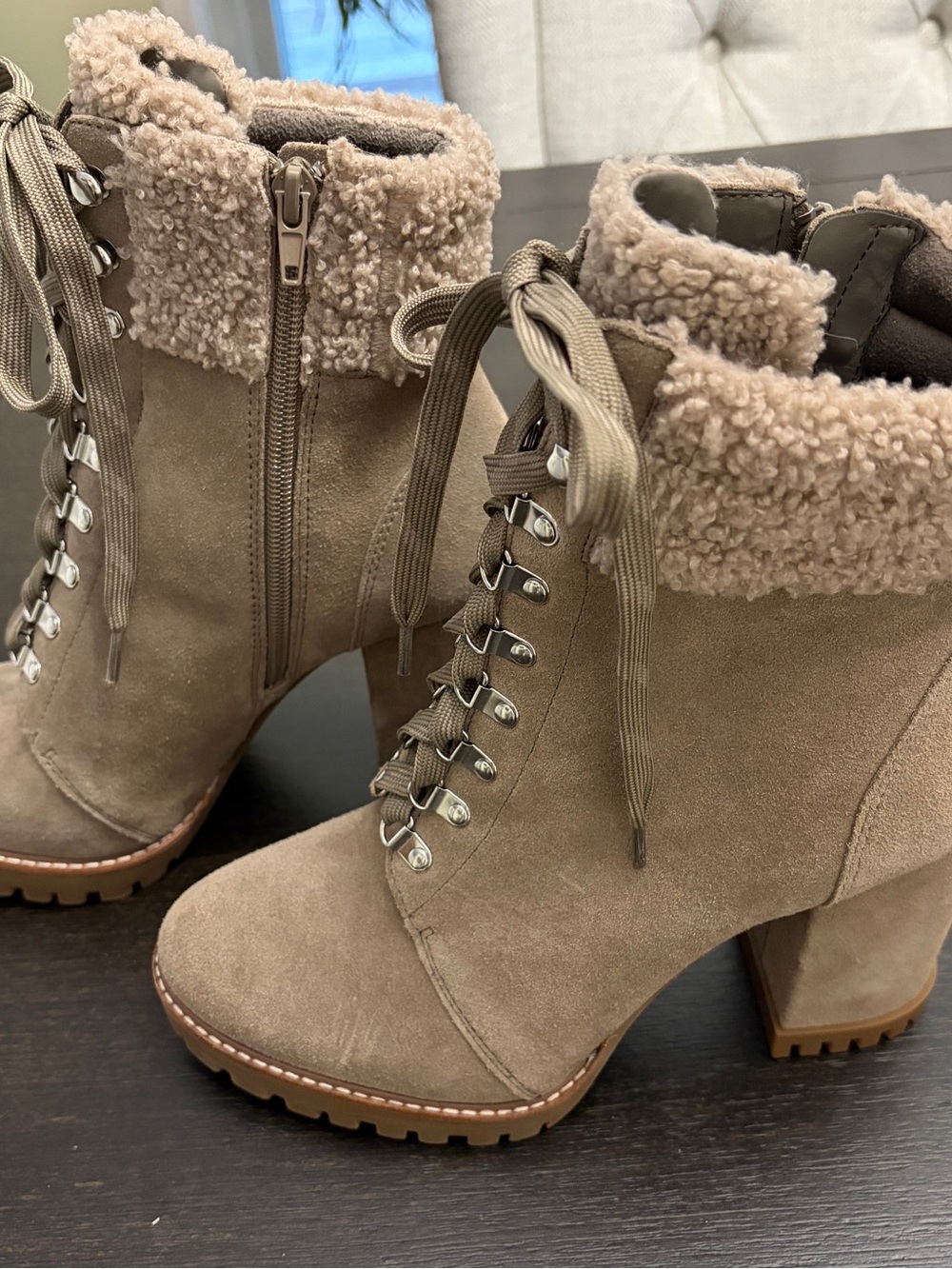NWOT Gianni Bini Faux Fur Sherpa Suede Lace Up Ankle Boots - Taupe Size 9M